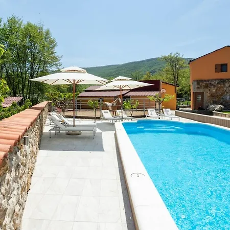 With Swimming Pool, Wellness, Horses And Donkeys Willa